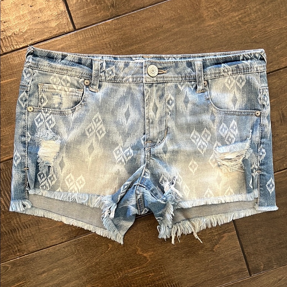 Celebrity Pink Blue Stretch Denim Jean Shorts with Frayed Hem and Ikat Pattern